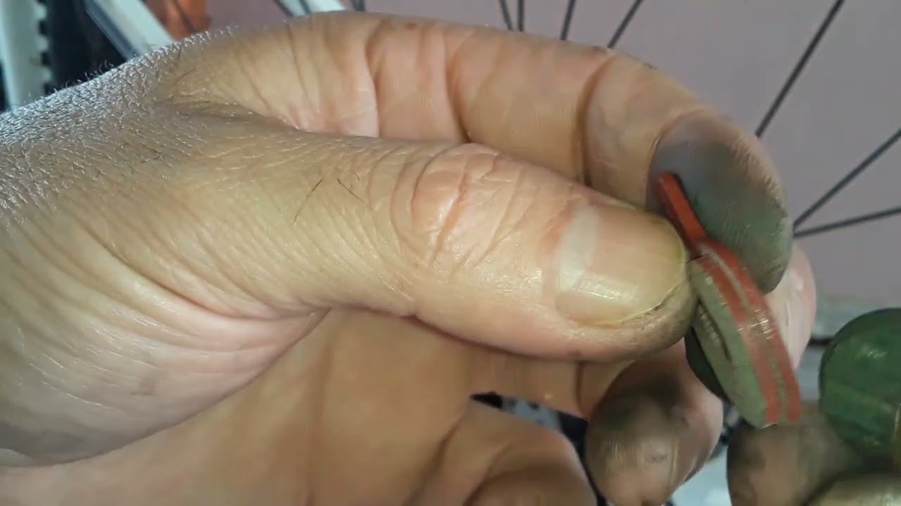 Como trocar as pastilhas de freio da bike (freio Paco)