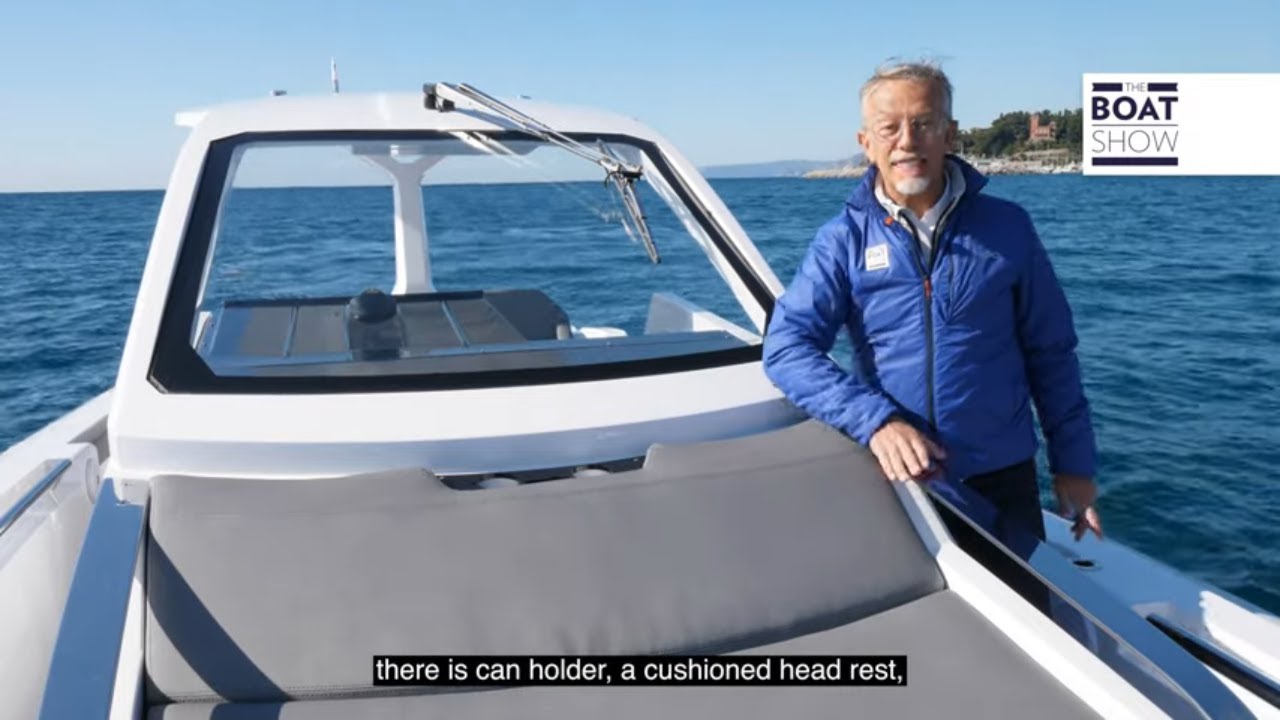 PIRELLI 35 - Rigid Inflatable Boat Review - The Boat Show