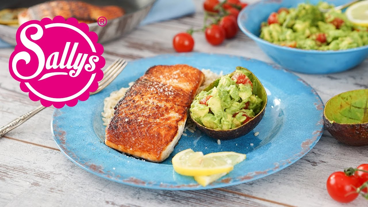 15 Minuten Rezept: Lachs mit Avocadosalsa und Naturreis / Sallys Welt