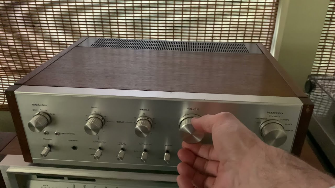 Pioneer SA-7100 Integrated Amplifier