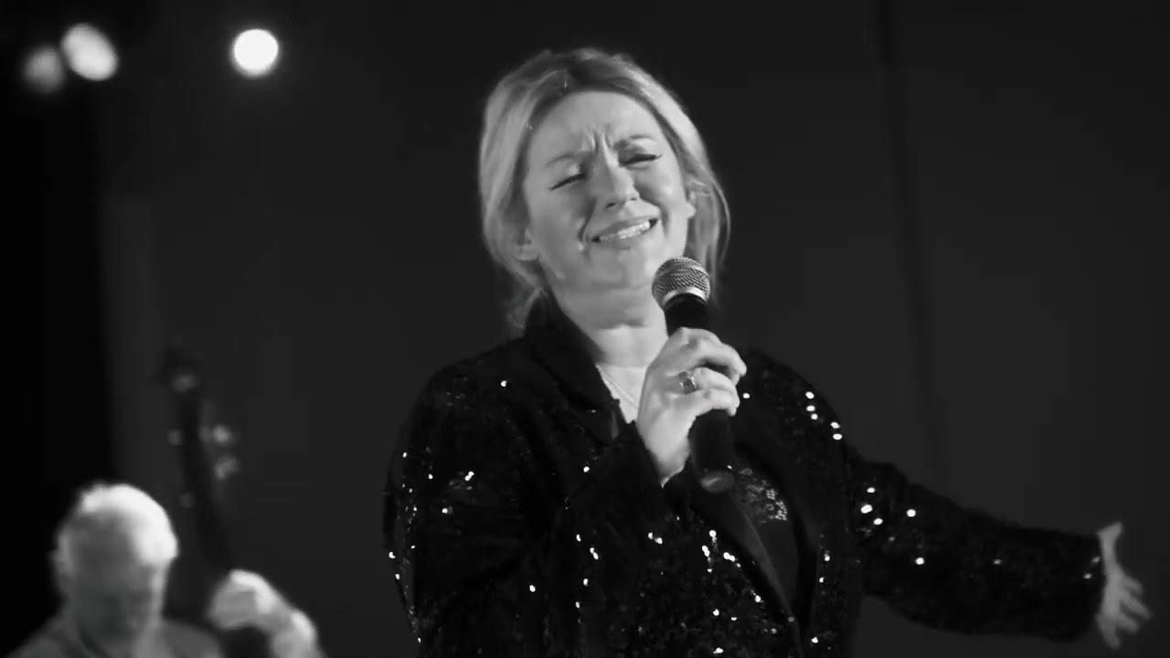 HELLO - ADELE ( COVER BY JACKPOT & BALTIC NEOPOLIS ORCHESTRA )