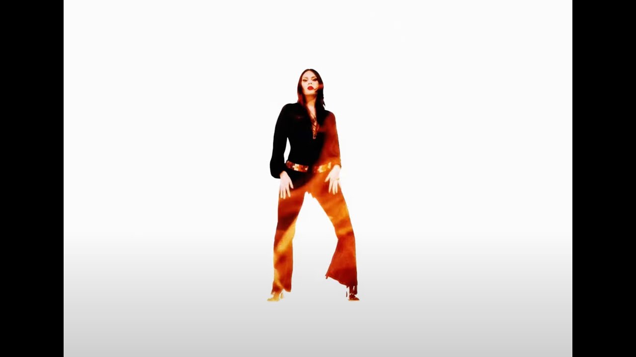Bobbie Dazzle -  Lady On Fire Official Music Video