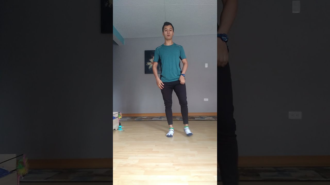 Explicación y práctica de pasos con ritmo de torbellino