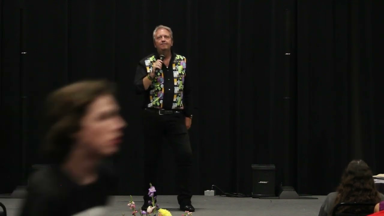 Colin Paul sings Litle Darlin Elvis Week 2022
