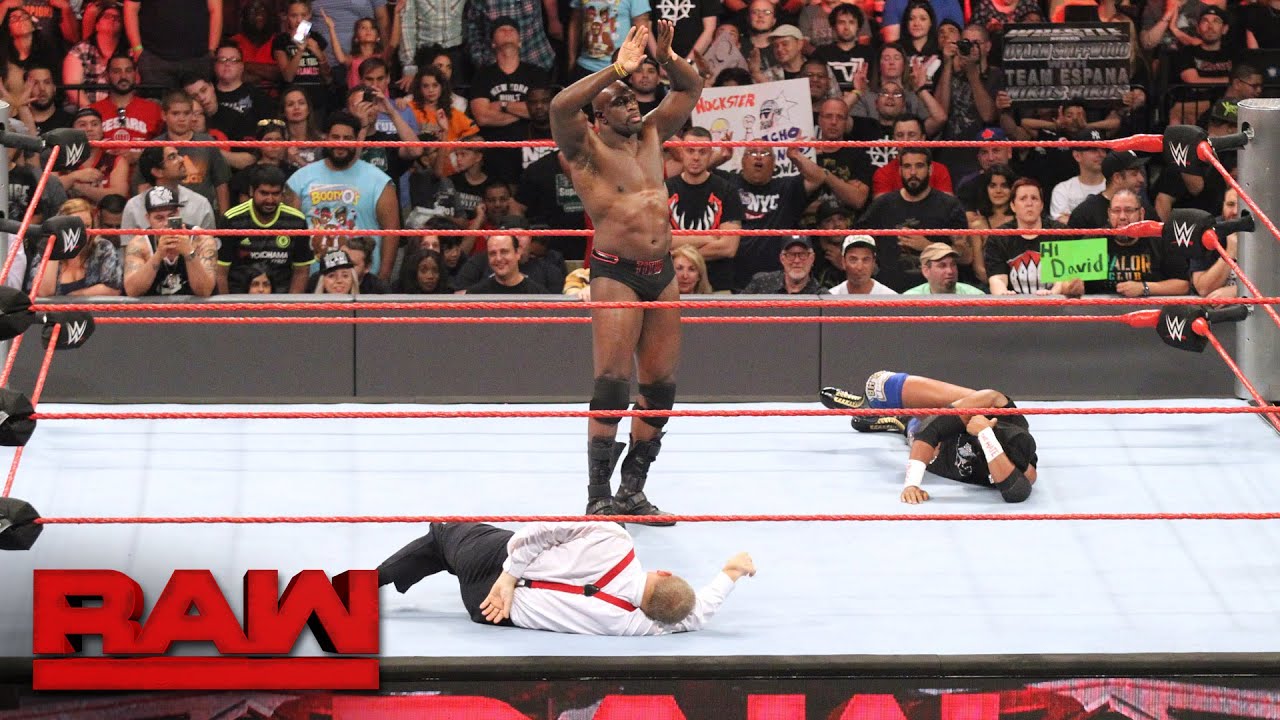 Titus O&rsquo;Neil verpr&uuml;gelt Bob Backlund: Raw, 22. August 2016