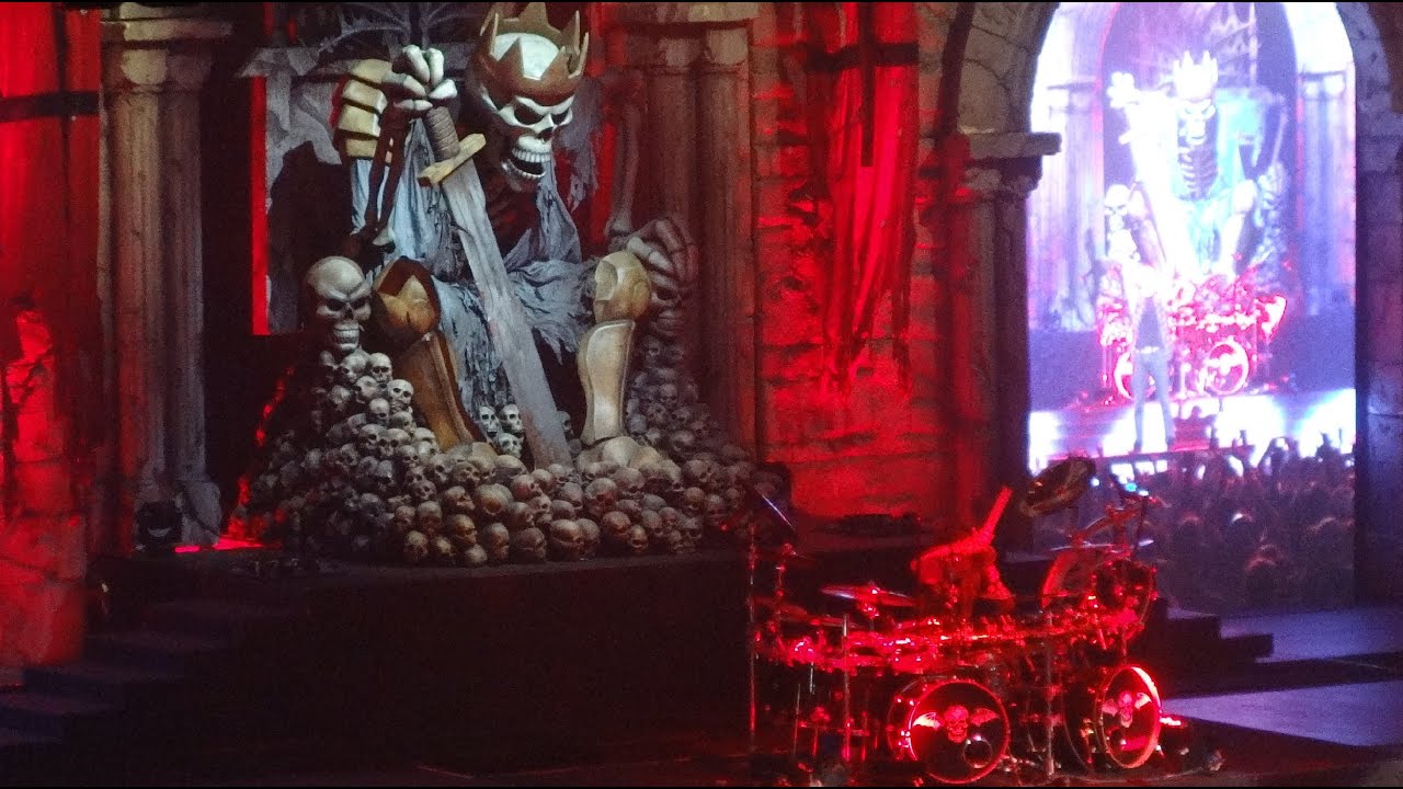 Avenged Sevenfold - Hail to the King (Live in Hershey)