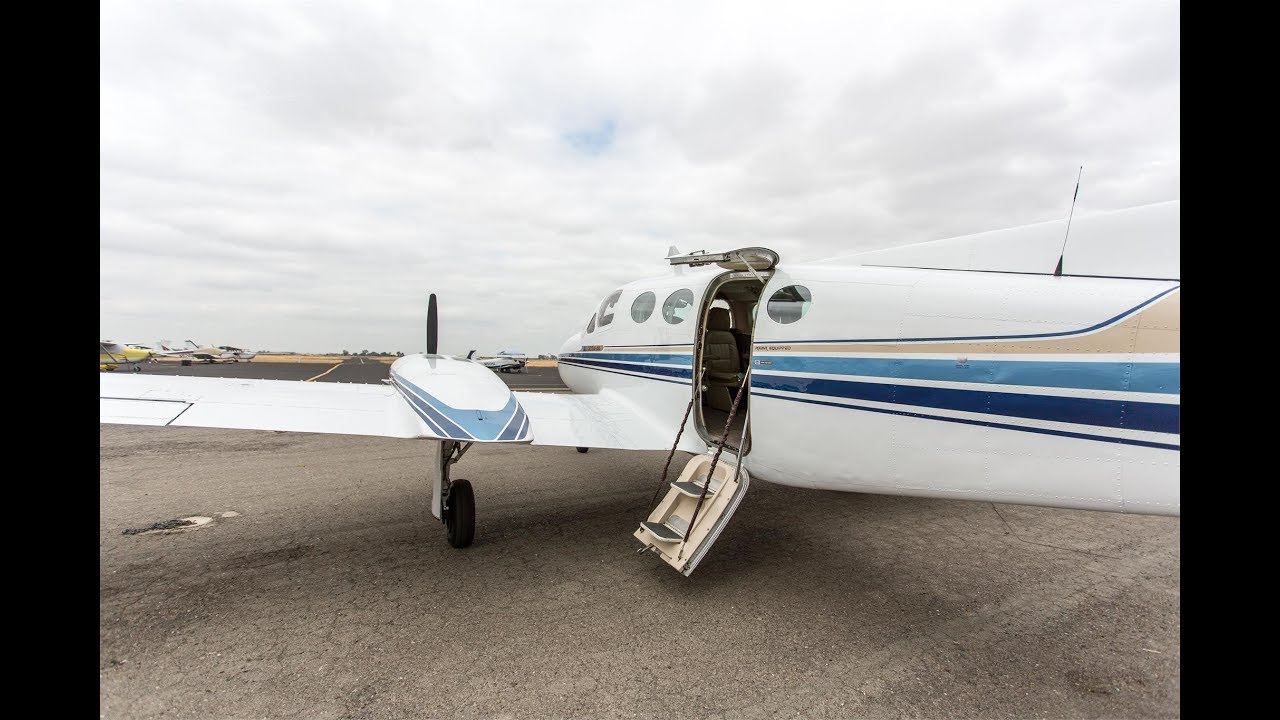 Inside and outside view of N8134Q Cessna 414 December 27 2017