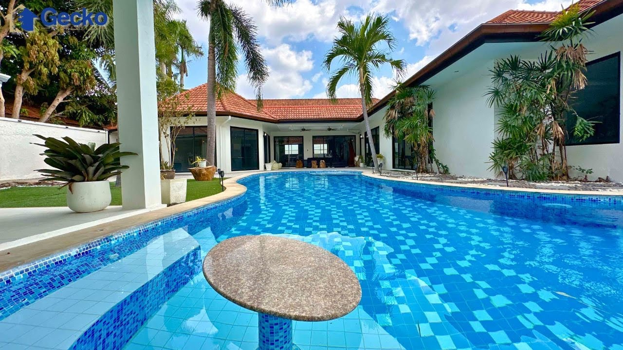 3 Bed House in Freeway Villas East Pattaya For Sale 13,500,000 & Rent 110,000 Baht