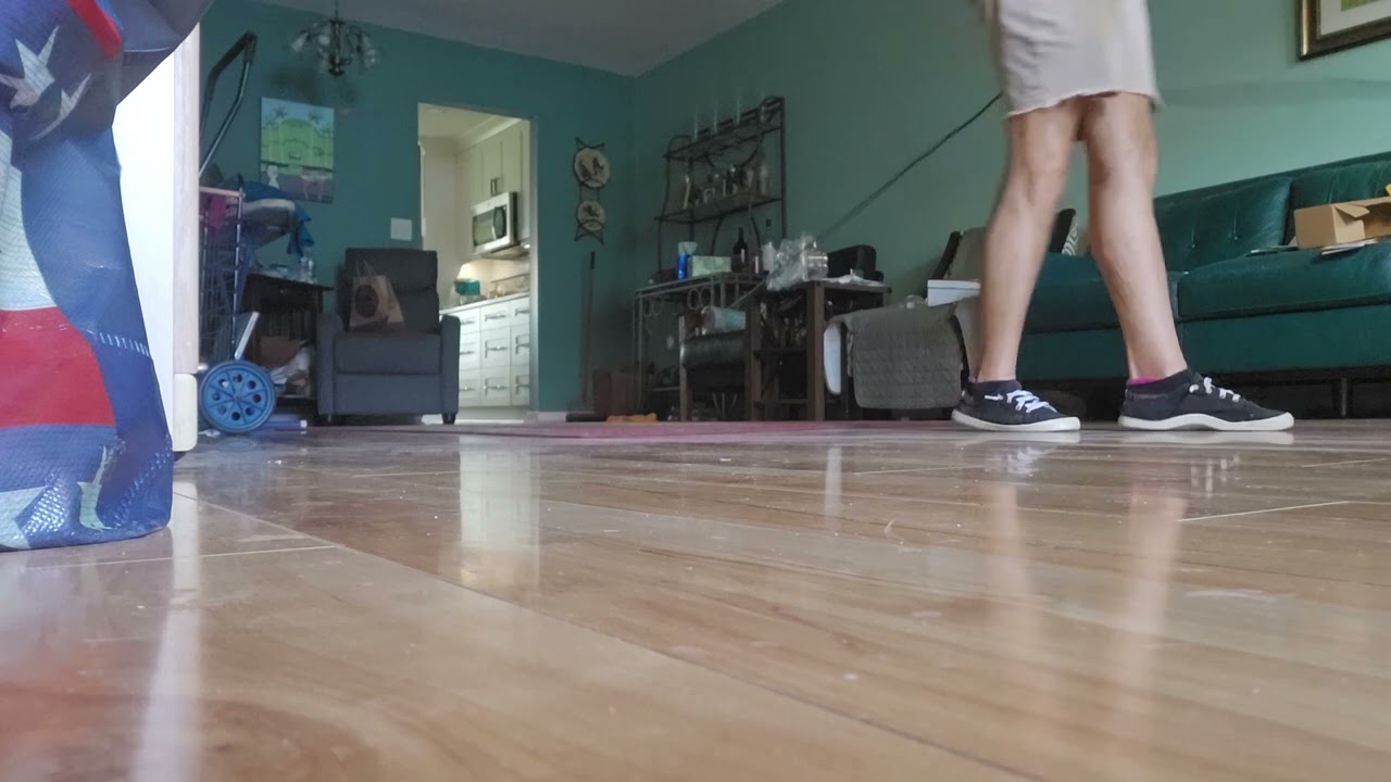 LITTLE Dirt Devil Vacuums can be Excellent & Loud 💪🔥