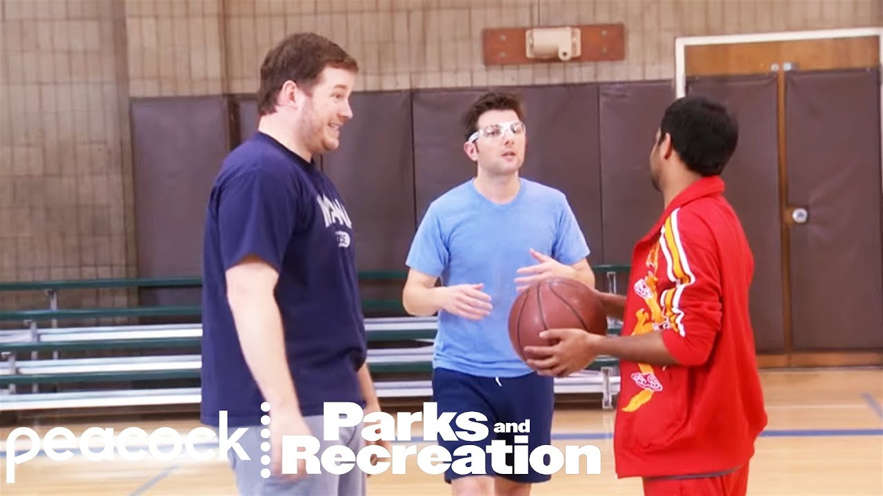Tom Needs to Learn Basketball | Parks and Recreation