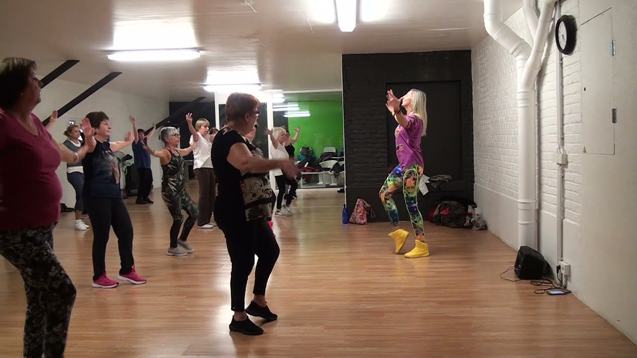 Zumba Gold - salsa - Una Bandolera (1) - MM 65