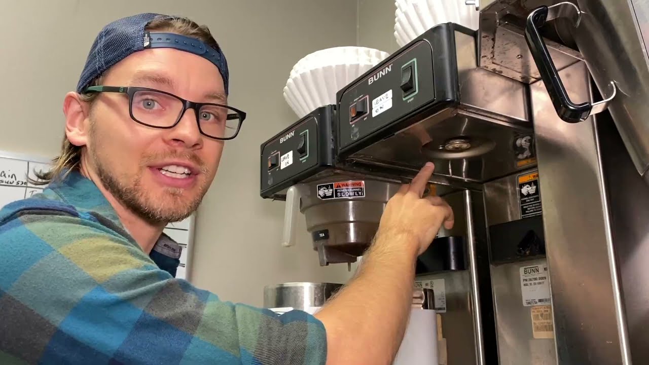 Descaling a tea brewer