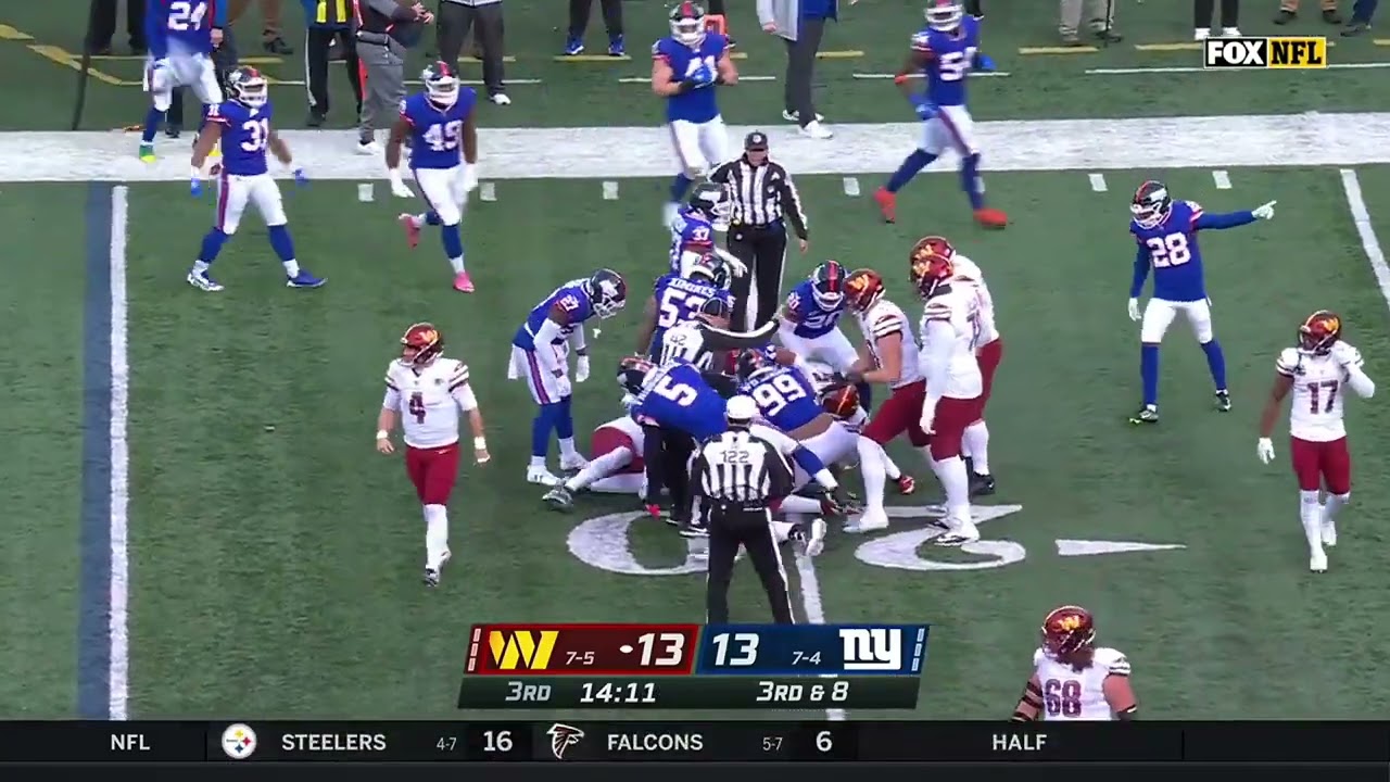 Azeez Ojulari Forces A Strip Fumble On Taylor Heinicke!
