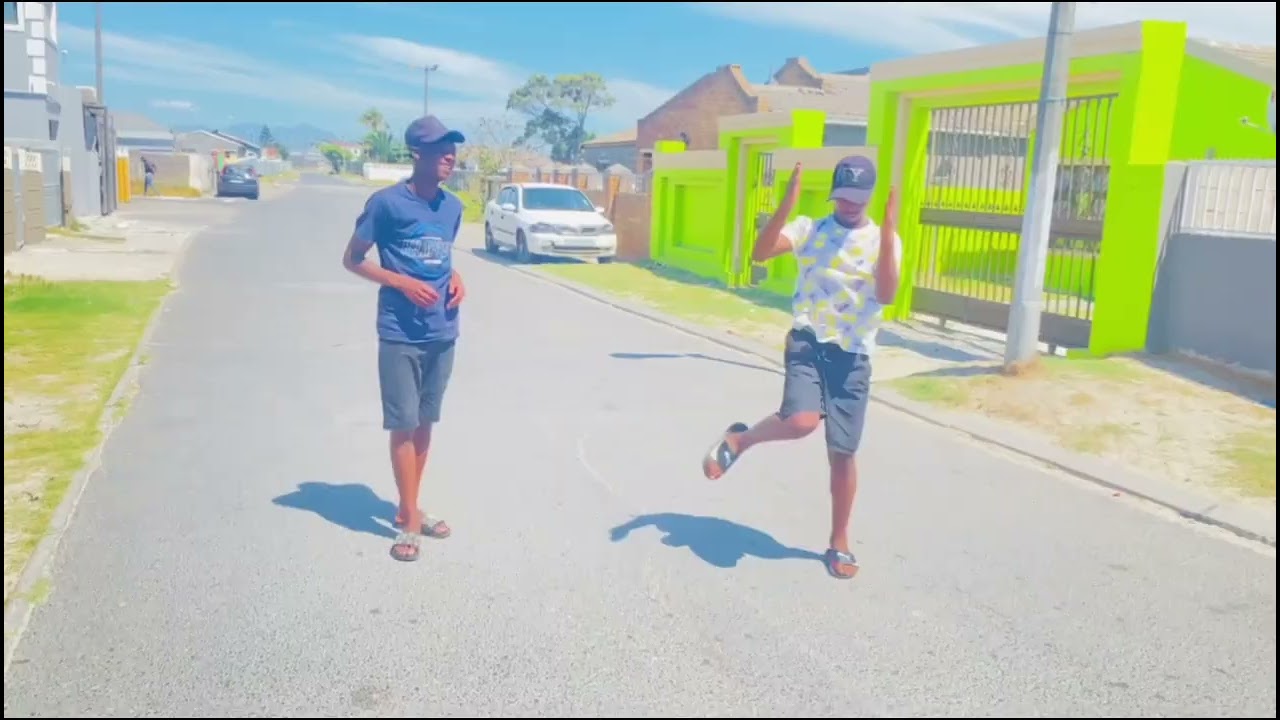 DANCE LIKE NO ONE IS WATCHING ☄⚡🥷🏿
