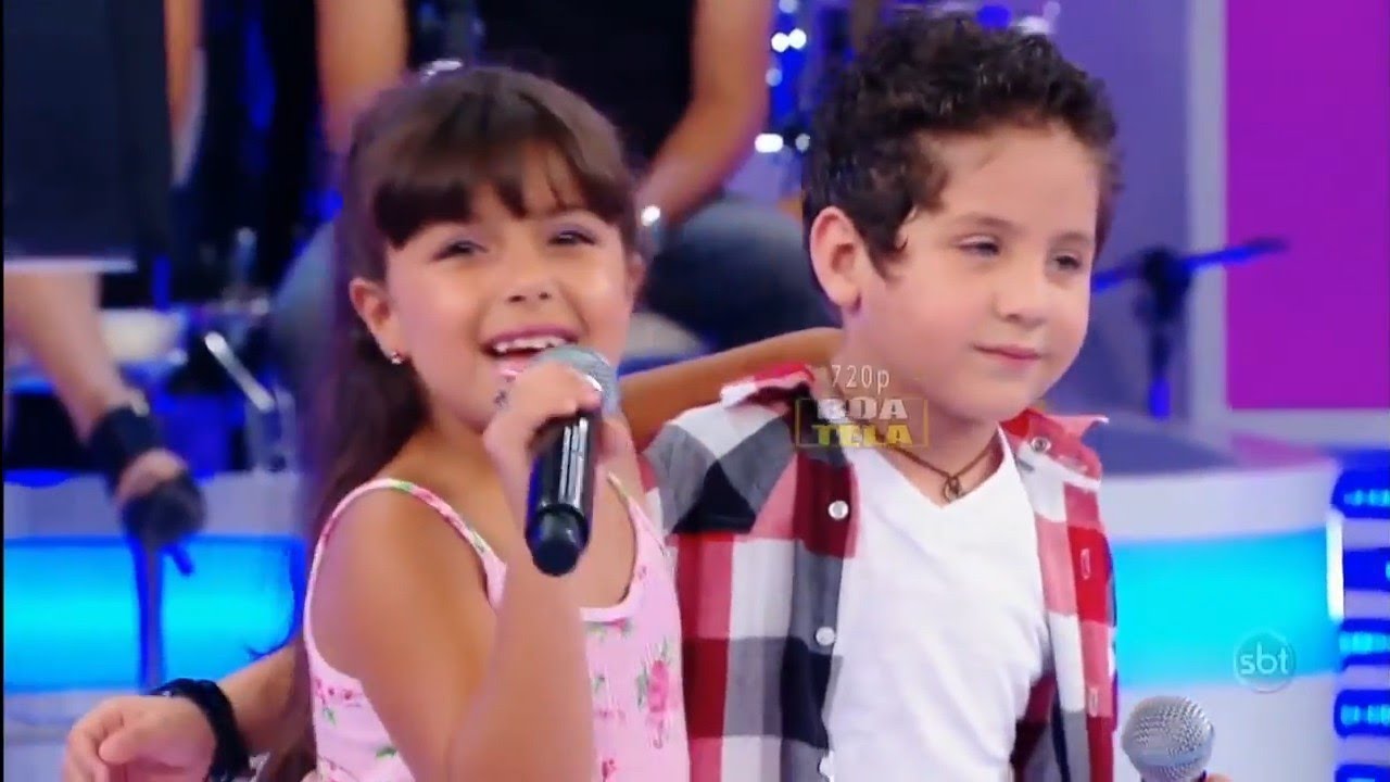 Hugo Henrique e Yasmim Programa Raul Gil ( Amo Noite e Dia)