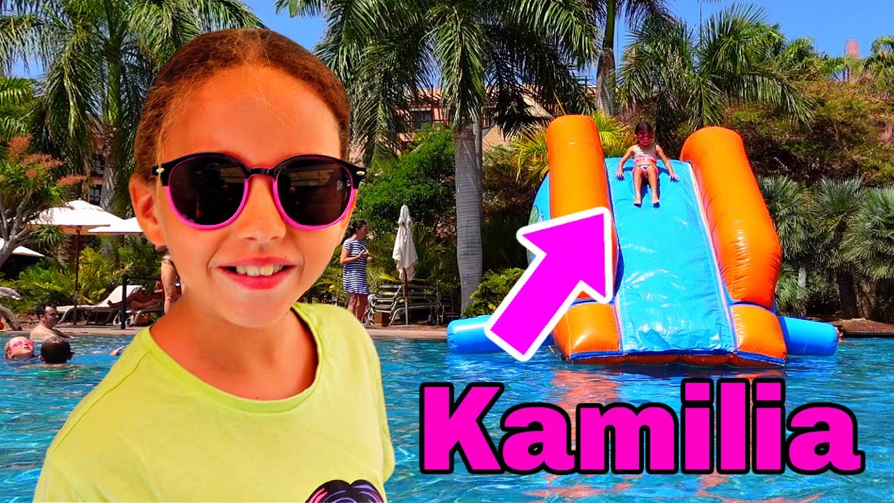 VLOG - MAMAN fait une MAGNIFIQUE SURPRISE &agrave; MASSILYA - TOB0GGAN &agrave; L'HOTEL
