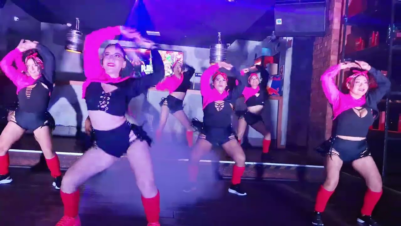 (MIX) LA VECINITA , QUE SE SAQUE TODO Y SI TU ME CALIENTAS - Del Programa @BAILEFUSIONOFICIALCV
