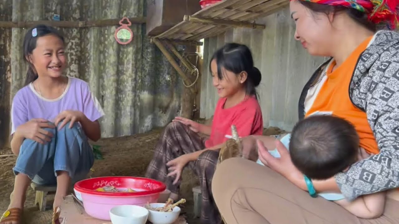 Another day passed, the mother and daughter stayed home to slaughter a chicken for a meal, and thei