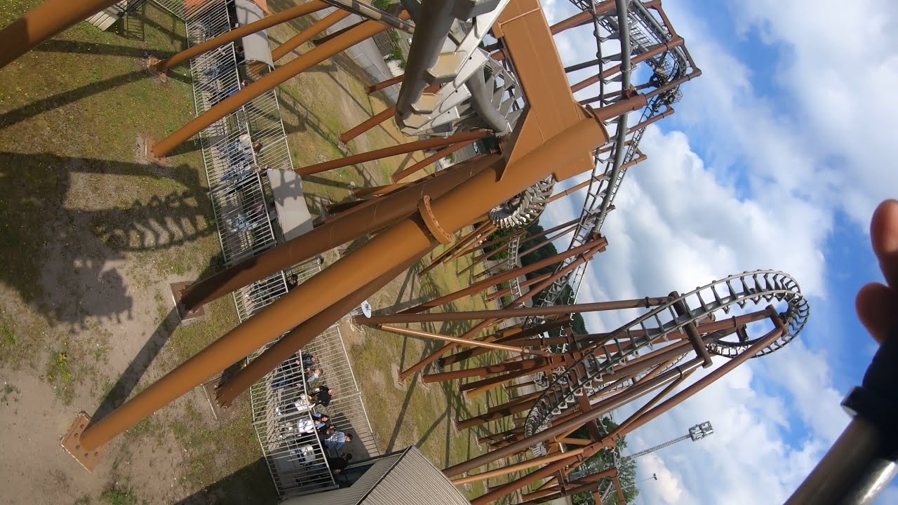 Movie Park Germany - MP Express - Suspended Looping Coaster SLC Vekoma ONRIDE