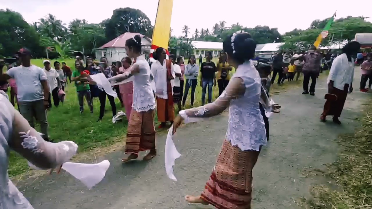 Acara Penyambutan RAJA NEGERI WAESAMU( MARTHEN RIRIPOY )