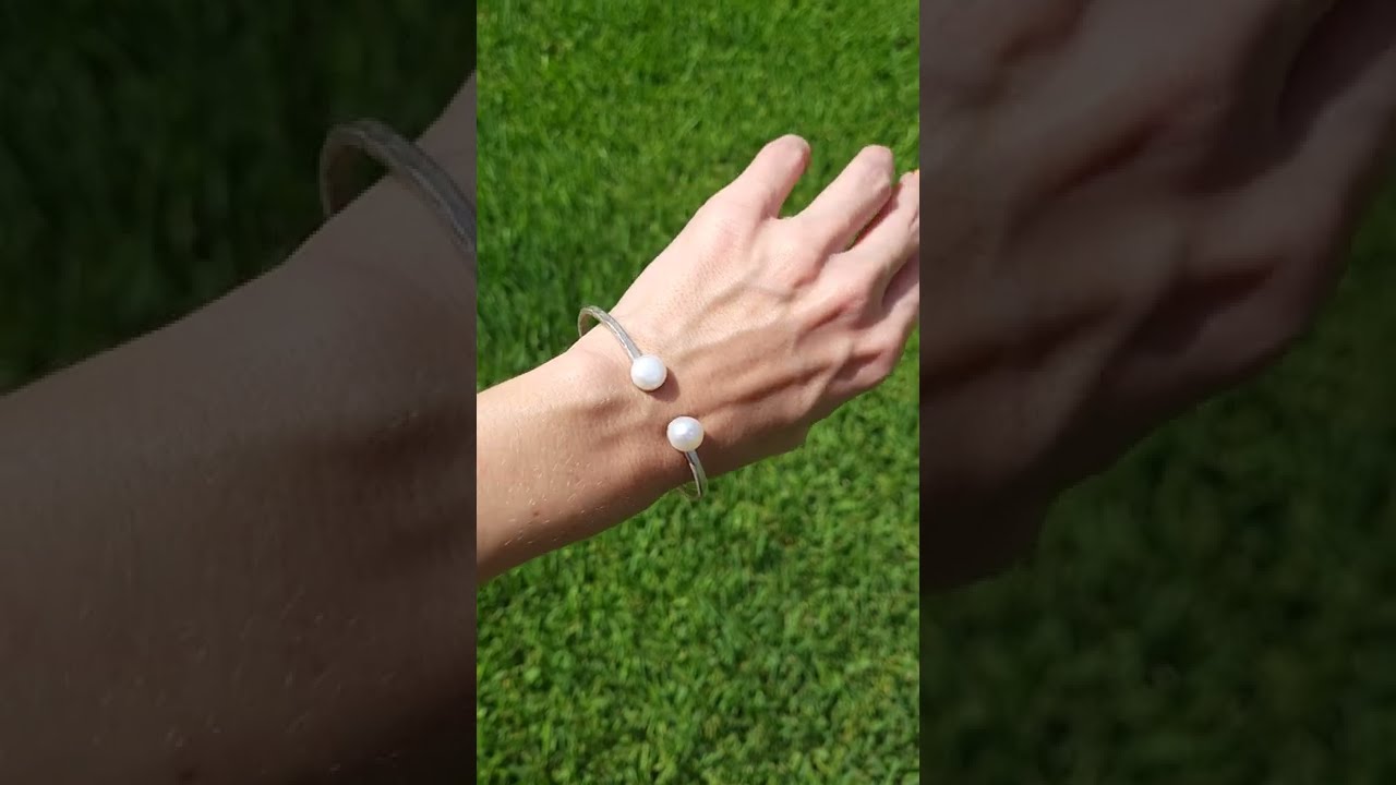 Hammered Silver Pearl Bangle