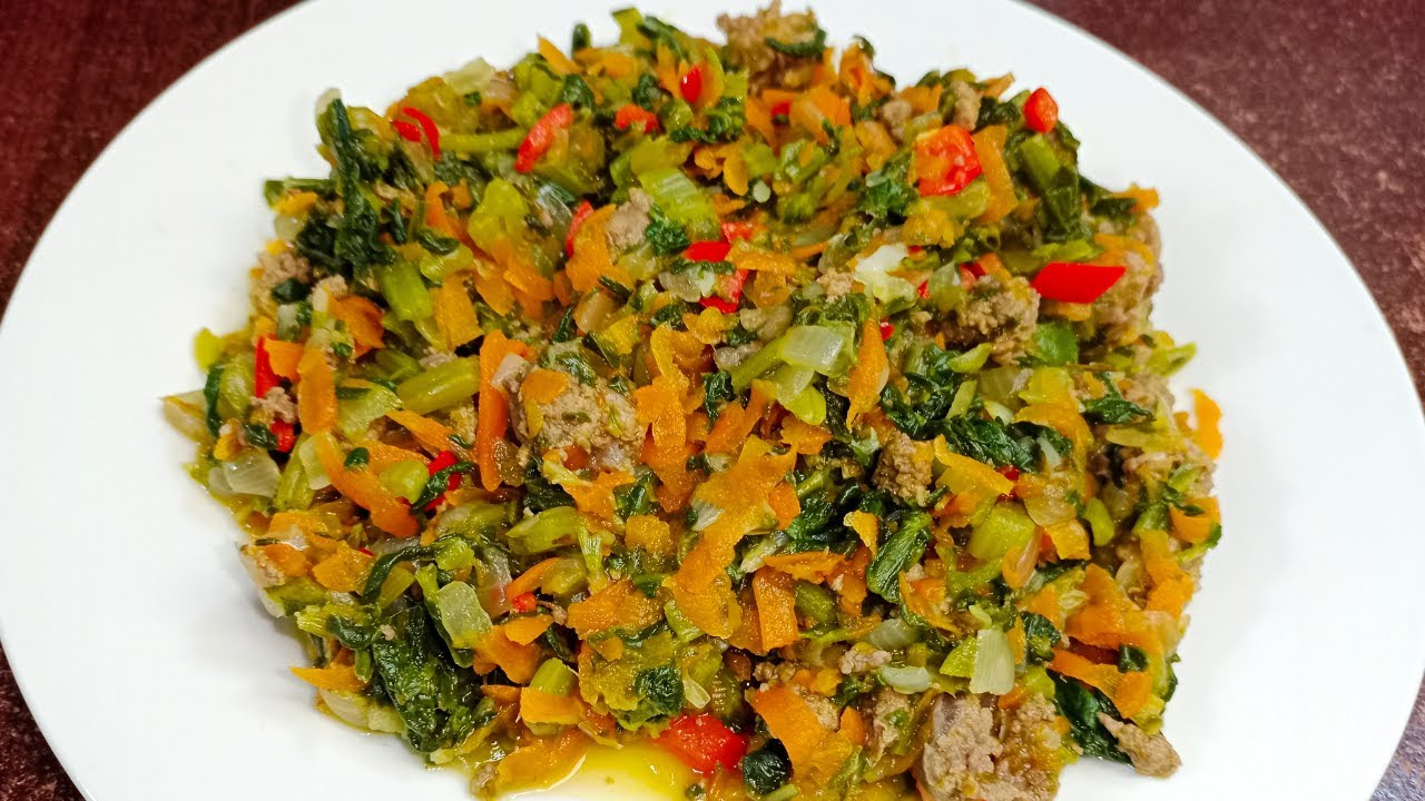 Exquisito guiso de acelgas con carne molida