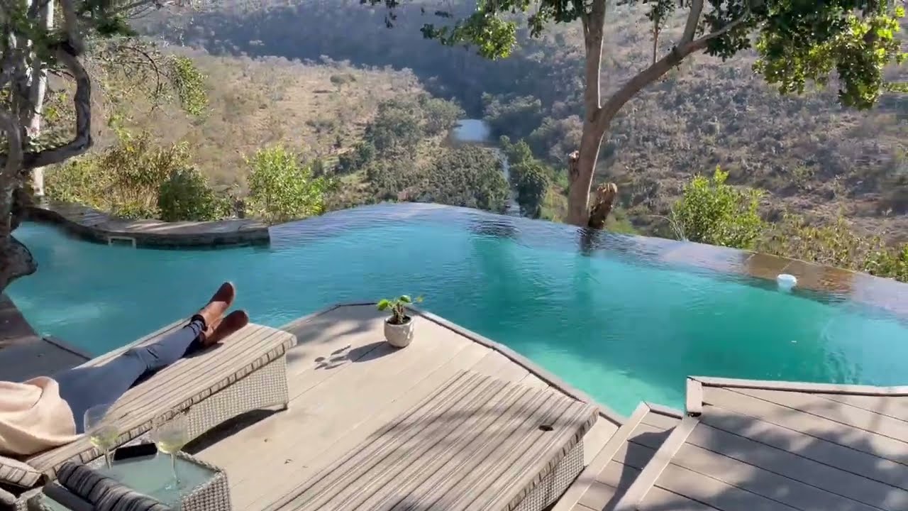 Clifftop Exclusive Safari Hideaway, July 2022 #bushveldt #safari #lions #sunset #southafrica