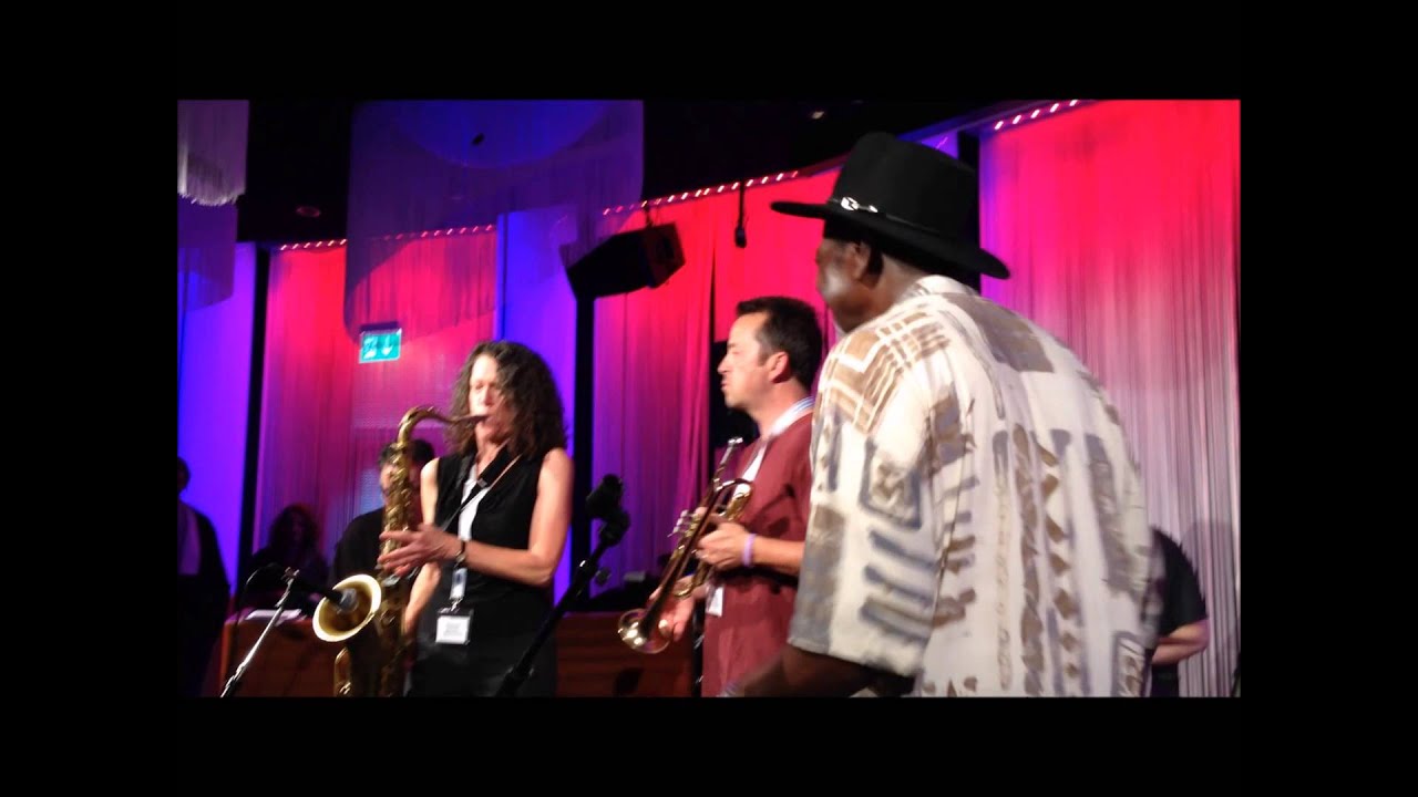 Nic Niedermann feat. Frank Bay,  Anthony Paule & Nancy Wright