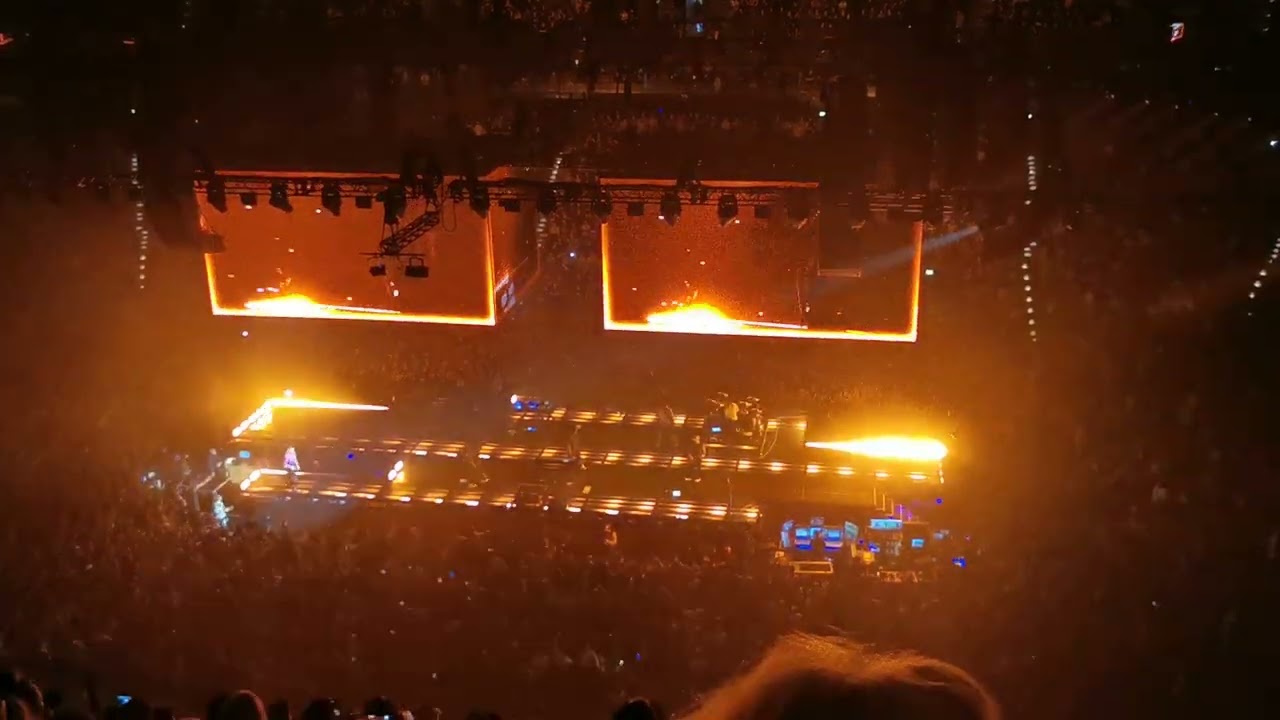 Linkin Park Heavy Is The Crown Hamburg 22.09.2024 Barclays Arena Emily Armstrong New Song Live