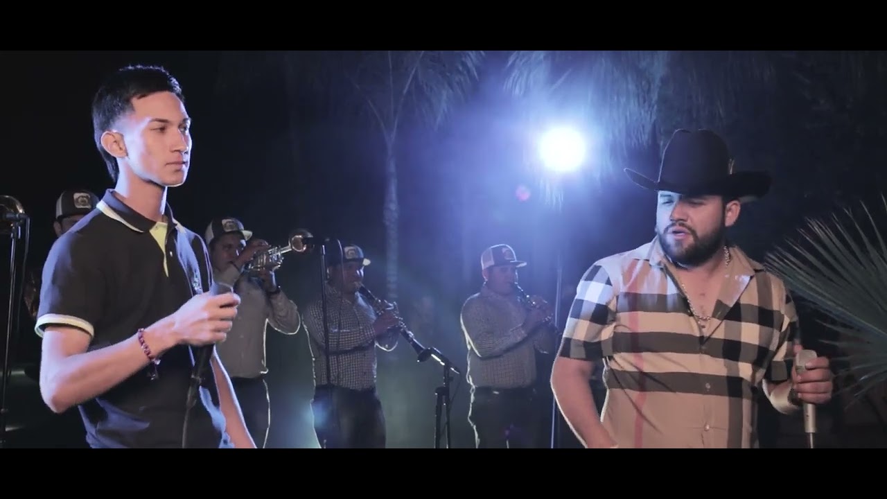 Solo Los Tontos - Luis R Conriquez x La Banda Del Charko [En Vivo 2021]