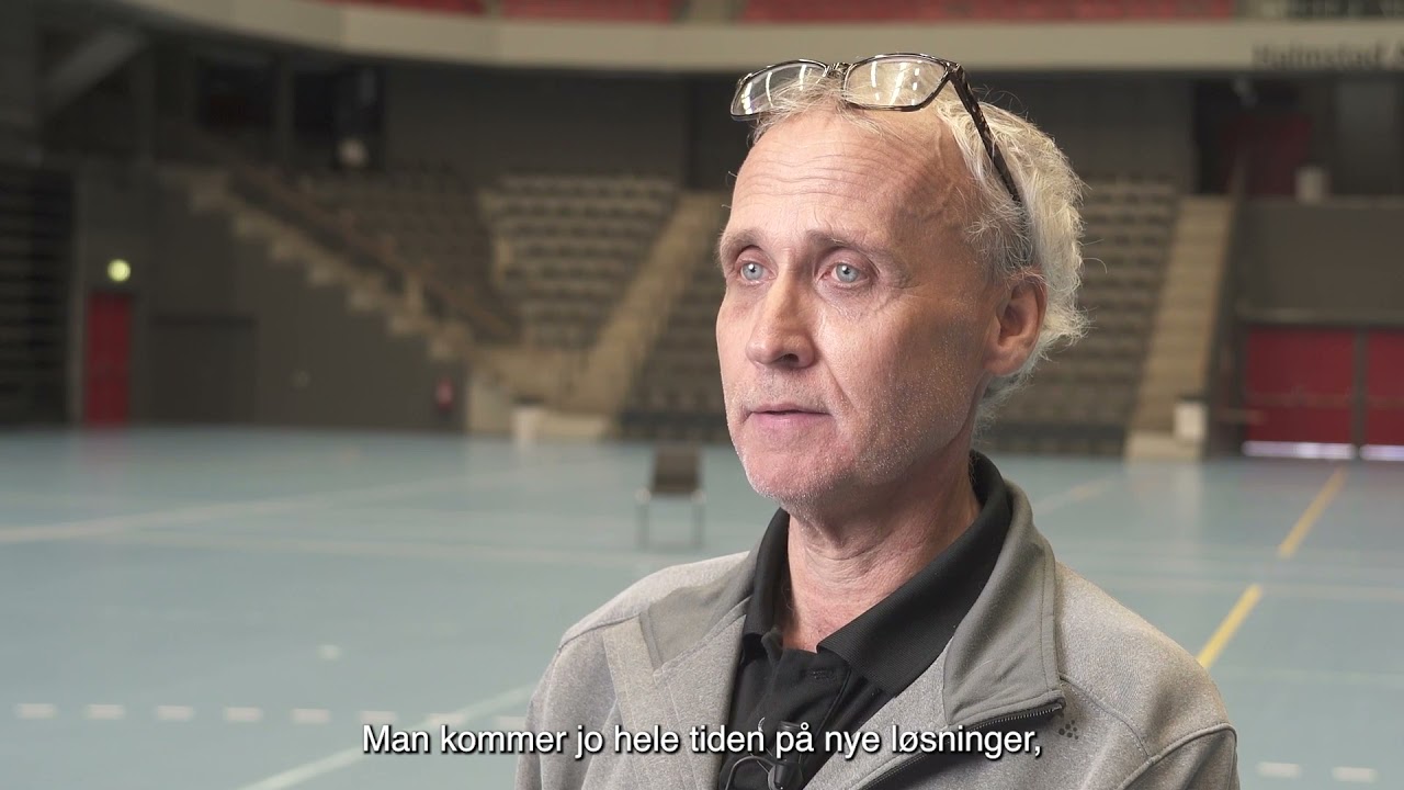 Halmstad Arena har fået nye teleskoptribuner, her fortæller de om forløbet og om Alfing samarbejdet.