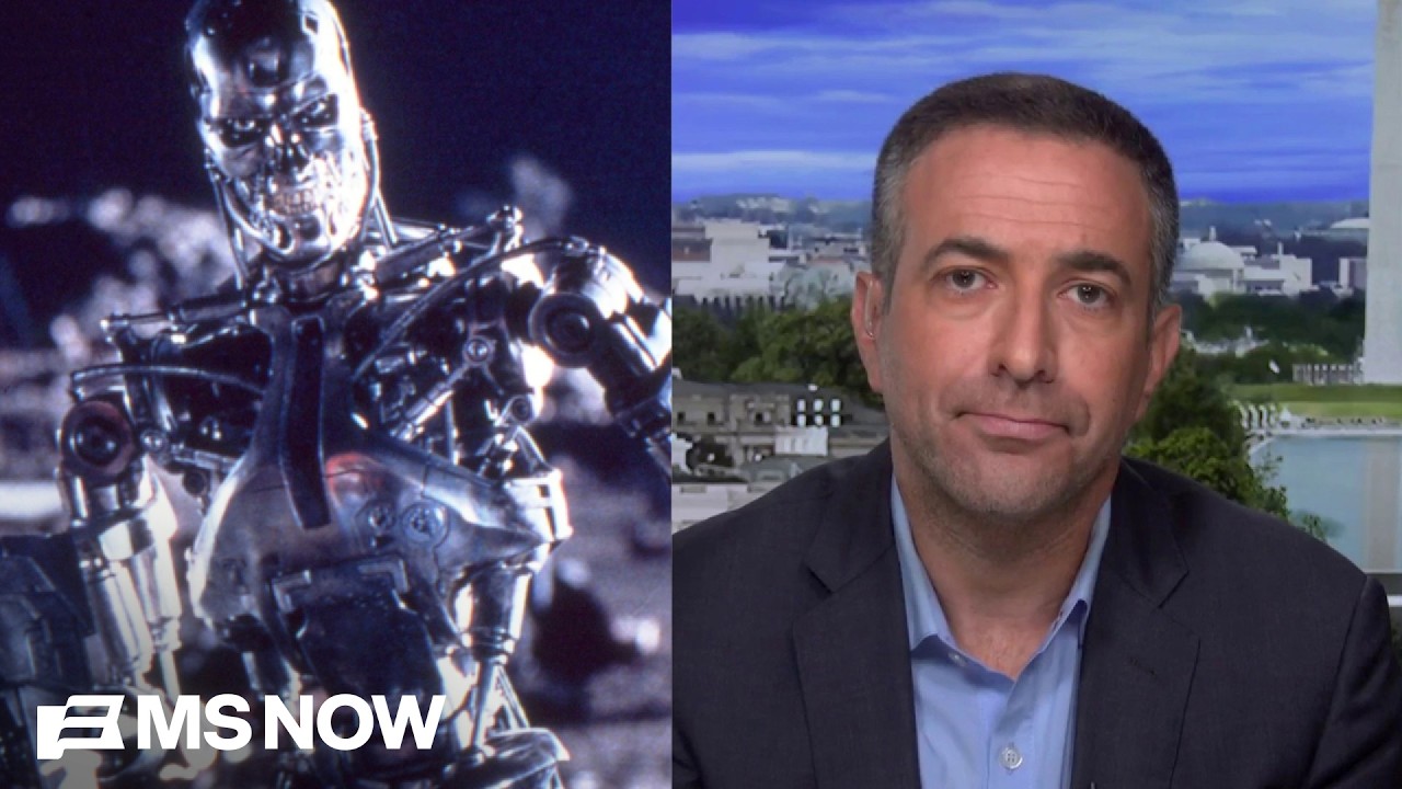 AI ALARM: Insider warns of 'largest theft of labor' & internet 'DOOM loop'