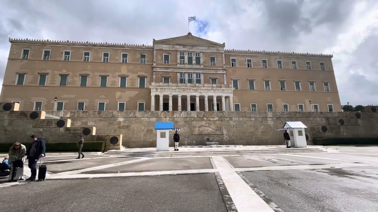 Central Athens // Historic Syntagma Square Athens #shortvideo #syntagma #athensgreece