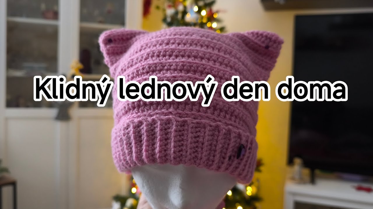 ♥️ Vědomá slova-maluju vitrážku s Louskáčkem-kočičí háčkovaná čepice je hotová -Kája peče bábovku...