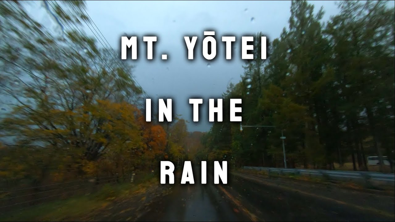 Driving in Japan - Mt. Yōtei/Hokkaido [Cozy Rain Ambience] [ASMR] [Headphones Recommended]
