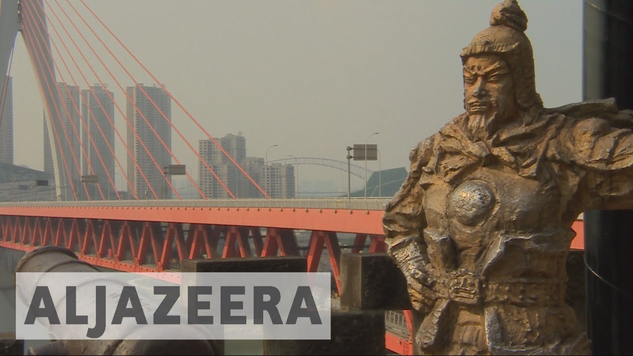 China corruption: Political star's fall from grace