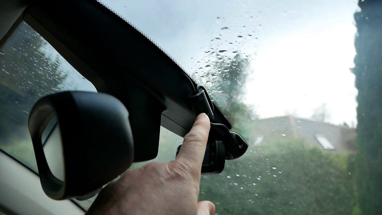 BMW i3 dash cam installation