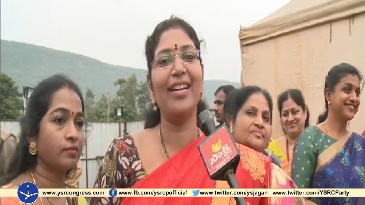 YSRCP MLA Roja & Women Leaders speaks on Raki Festival with YS Jagan - 26th Aug 2018
