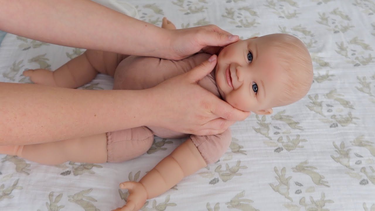 First Paradise Galleries Doll Unboxing And First Impressions