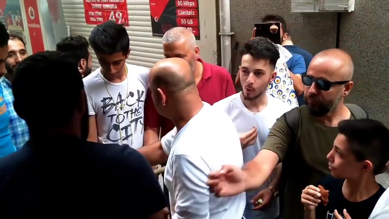 &Ccedil;iğ k&ouml;fteci Ali usta Kavga