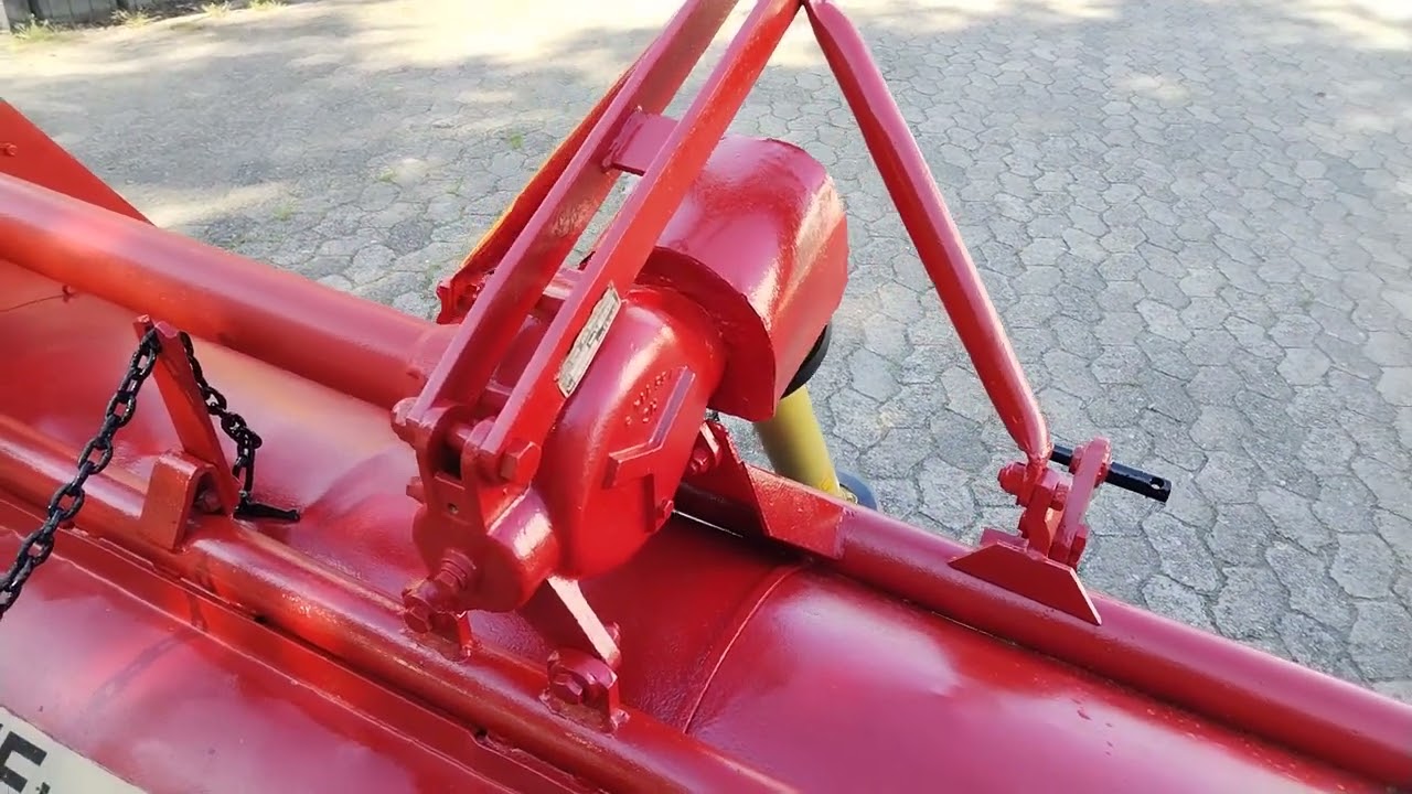 Krone Bodenfräse 205 cm Arbeitsbreite Modell RE 205 eisenbereiften Stützräder