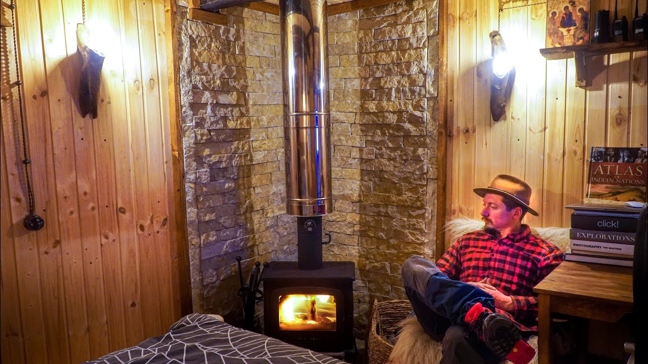 CUM ARATĂ CABANA ÎN INTERIOR - s3e58