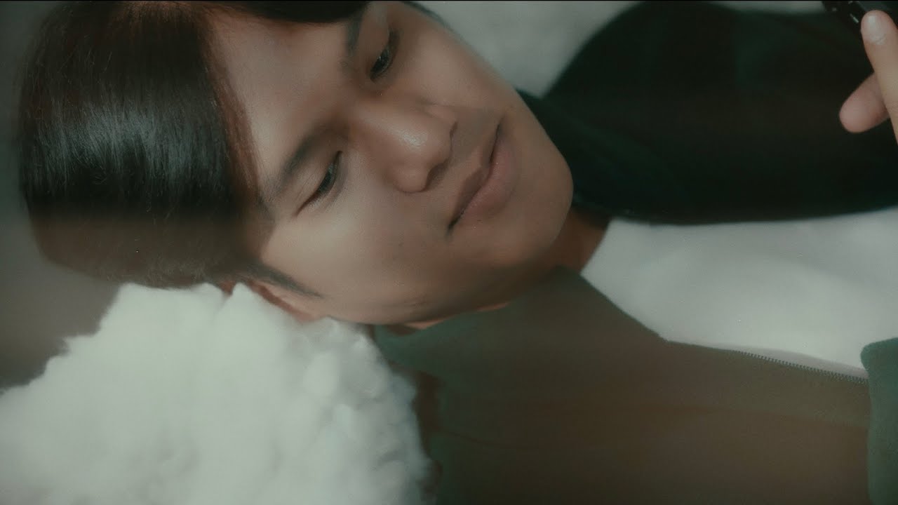Ocan Siagian - Lima Sore (Official Video)