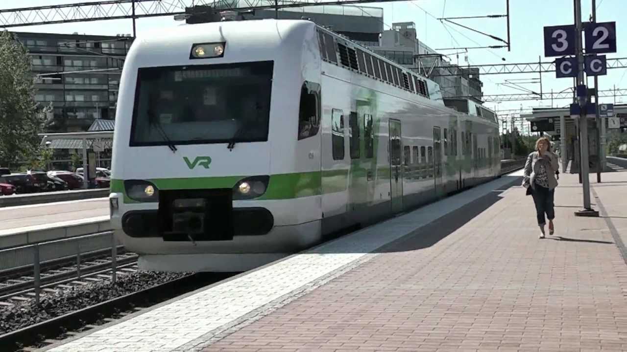 Teräviä havaintoja käsivaralta Tikkurilassa 22.6.2011 (Panasonic HDC-HS20).