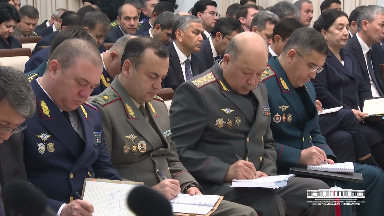 Prezident neft-gaz va davlat aktivlarini boshqarish sohalaridagi korrupsiya holatlariga to‘xtaldi