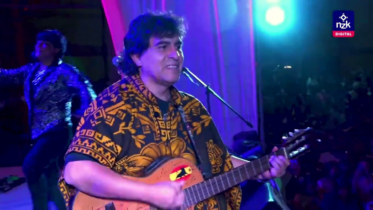 #WilliamLuna concierto completo en Nasca celebrando el Día de la Madre - NZK productora
