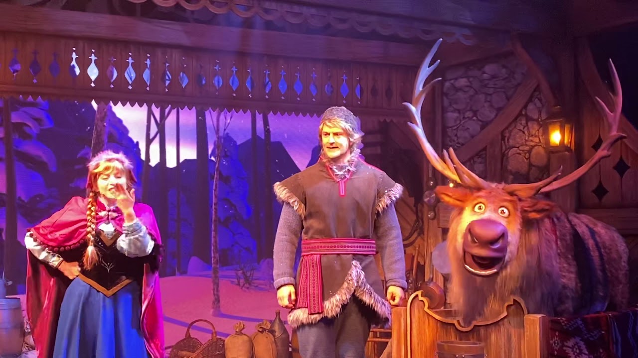 Frozen - A Musical Invitation - wandering oaken trading post - room 1