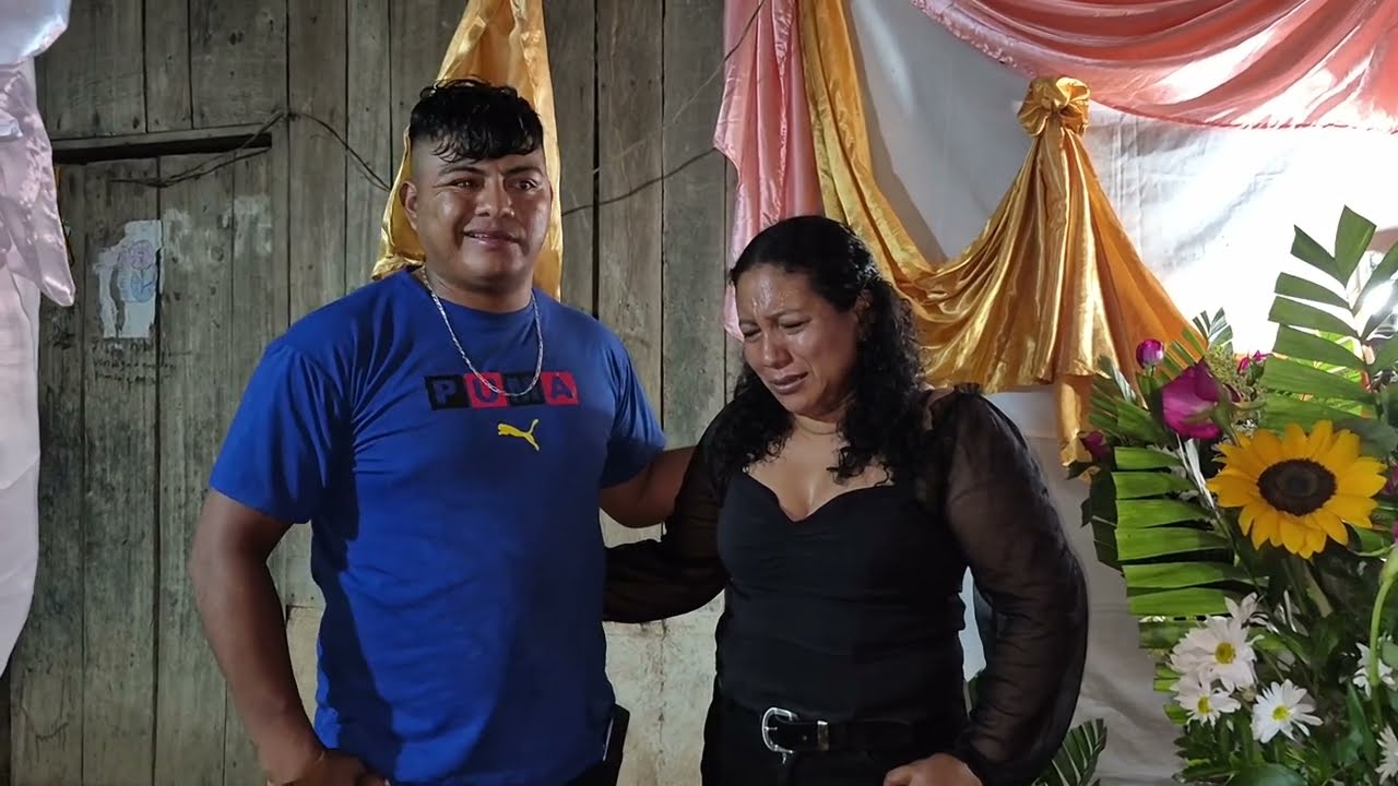 KARINA romp3 en llanto al ver a ELIZA en una caja por que lo hiciste gritaba😭