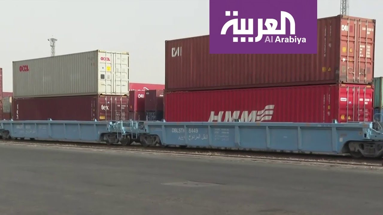 نشرة الرابعة | شاهد عمليات إيصال البضائع بعد تعقيمها إلى الميناء الجاف في الرياض