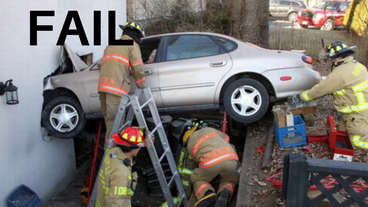TOP FUNNY WOMEN DRIVING FAILS